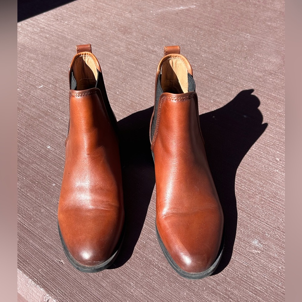 Women’s ankle boots, like new, 6 1/2,